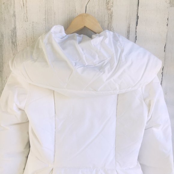 Alice+Olivia Blakely Flared Puffer Coat Duck Down - Picture 13 of 15